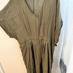 Roman’s Button Dress with stretch band waist